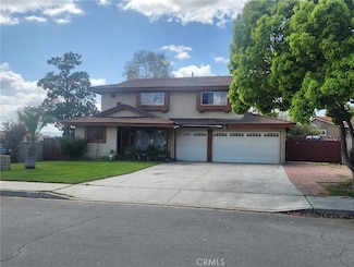 703 W Montrose St, Rialto, CA 92376
