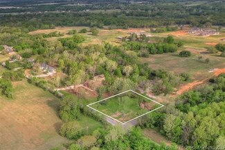 25606 E 61st St S, Broken Arrow, OK 74014