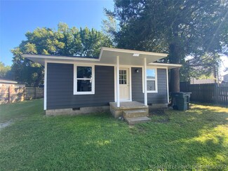 703 W Texas St, Durant, OK 74701