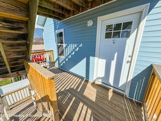 305 Willow St Unit REAR 2, Scranton, PA 18505