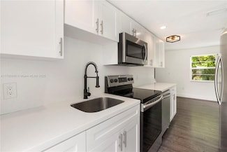 1114 Douglas Rd Unit 1, Coral Gables, FL 33134