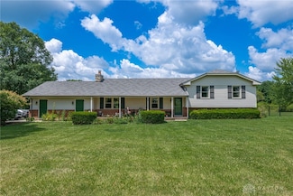 2050 Stewart Rd, Xenia, OH 45385