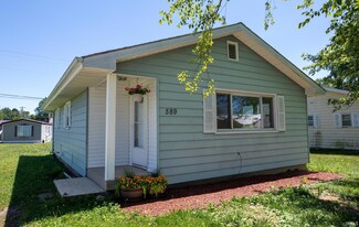 589 N Michigan St, Argos, IN 46501
