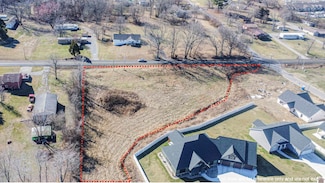 2801 N Friendship Rd, Paducah, KY 42001