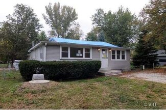 28535 W Main St, Wauconda, IL 60084