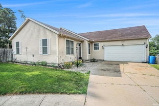1737 Woodland Dr, Elkhart, IN 46514