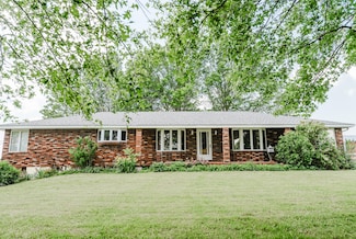 795 Lenape Rd, Billings, MO 65610