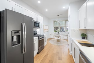 60 Independence Way Unit 60, Jersey City, NJ 07305