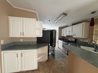 45 Galleon Dr, North Fort Myers, FL 33917