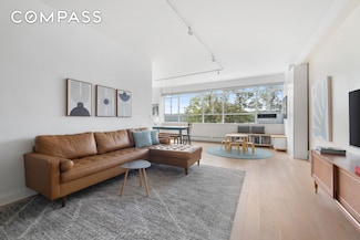 2727 Palisade Ave Unit 3H, Bronx, NY 10463