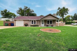 7602 Sarpy Ave, Bellevue, NE 68147