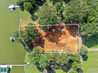 17714 Lakeside Estates Rd, Athens, AL 35614