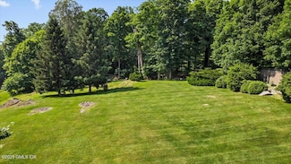 20 Stepping Stone Ln, Greenwich, CT 06830