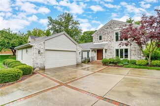 4473 Doornock Ct, Dayton, OH 45429