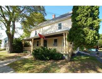 143 Washington Cir, Woburn, MA 01801