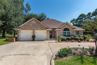 618 Hillcrest Dr, Huntsville, TX 77340