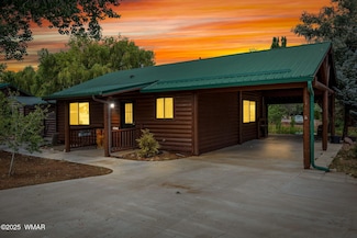 2344 S Buffalo Loop, Overgaard, AZ 85933