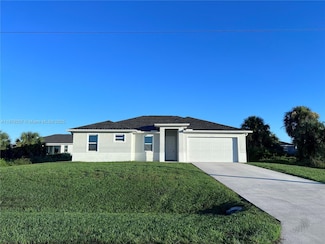 324 Kansas Terrace, Labelle, FL 33935
