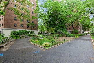 21-55 34th Ave Unit 3C, Astoria, NY 11106