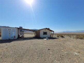 43 Saturn Rd, Lucerne Valley, CA 92356