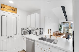 950 Seven Hills Dr Unit 2825, Henderson, NV 89052