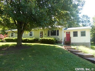 2424 Brick Church Rd, Weedsport, NY 13166