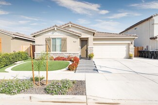 1148 W Porter Ave, Visalia, CA 93291