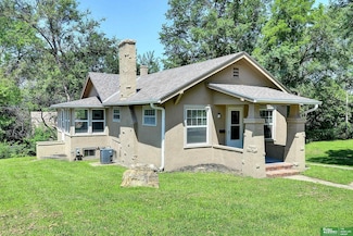 2002 N 45th St, Omaha, NE 68104