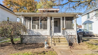 122 Bellfield Ave, Elyria, OH 44035