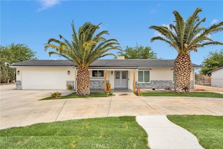 15074 Willow St, Hesperia, CA 92345