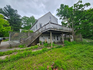 205 Flanders Rd, Niantic, CT 06357