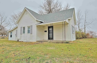 2722 S Home Ave, Marion, IN 46953