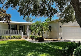 1975 E Lakeview Dr Unit 1975, Sebastian, FL 32958