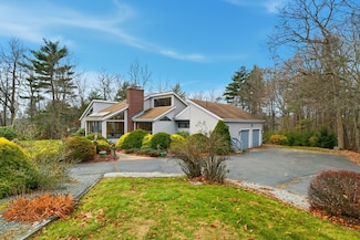 140 Waverly Rd, Ludlow, MA 01056