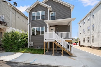 28 Grosvenor Ave Unit 1, Providence, RI 02908