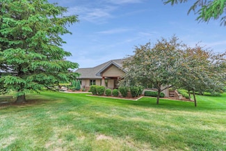 1835 Pheasant Run Dr, Marshfield, WI 54449