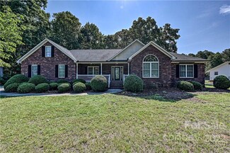 1010 Tranquil Ct, China Grove, NC 28023
