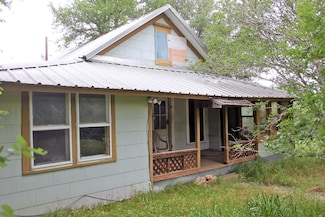 7887 Pettytown Rd, Red Rock, TX 78662