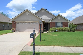 4033 Cambridge Dr, Moody, AL 35004