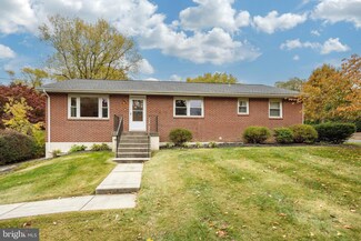 1340 E Strasburg Rd, West Chester, PA 19380