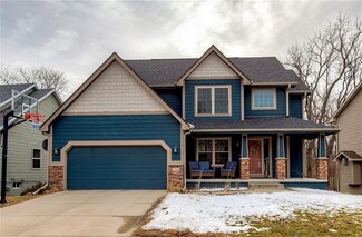 2866 Merced Dr, Des Moines, IA 50310