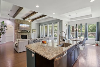 1612 Amarone Dr, Leander, TX 78641