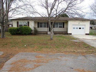 329 Yoakum St, Dayton, TN 37321