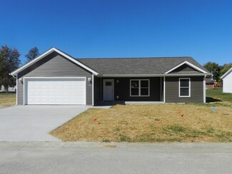 190 Michael St, Versailles, IN 47042