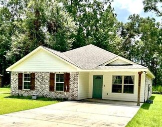 900 Mitchell St, Picayune, MS 39466