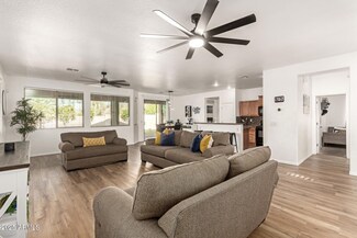 8209 S 23rd Place, Phoenix, AZ 85042
