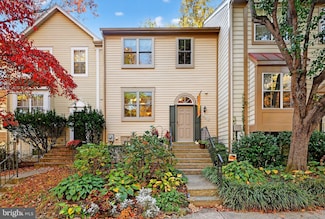 20217 Waterside Dr, Germantown, MD 20874