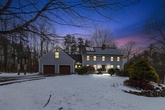 2 Autumn Cir, Kennebunk, ME 04043