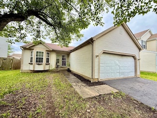 1482 Hackworth St, Columbus, OH 43207