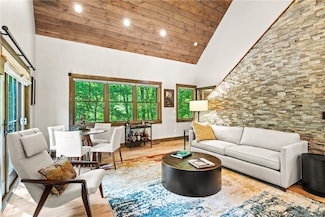 23 White Hawk Ridge Unit H, Richmond, RI 02898